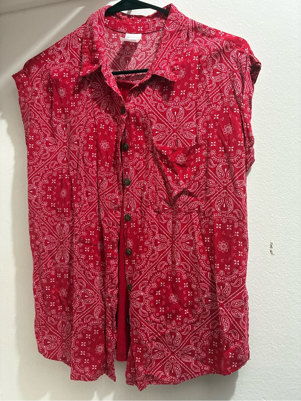 No Boundaries Red Bandana Print Shirt